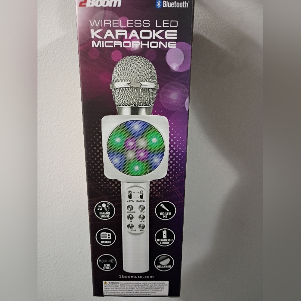 2Boom Wireless LED Karaoke Microphone, Color Silver, FM Radio, Echo Effect - Picture 2 of 5